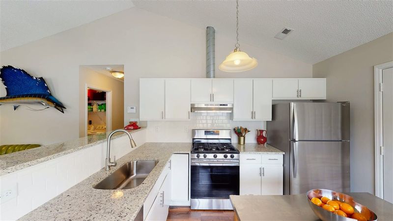 615 Stratton Way, Durham, NC 27704