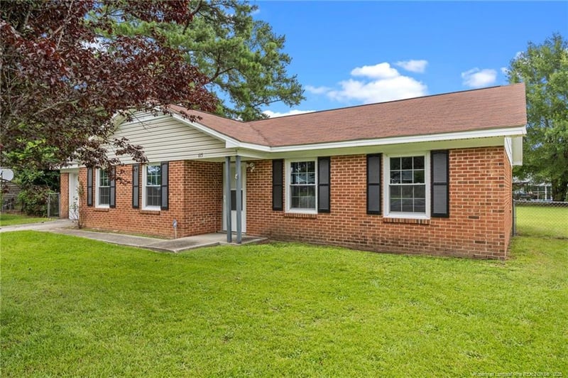 615 Wallingford Ct, Fayetteville, NC 28314