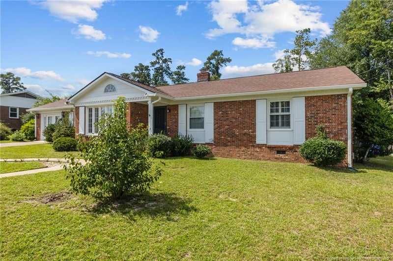 615 Welsh Pl, Fayetteville, NC 28303