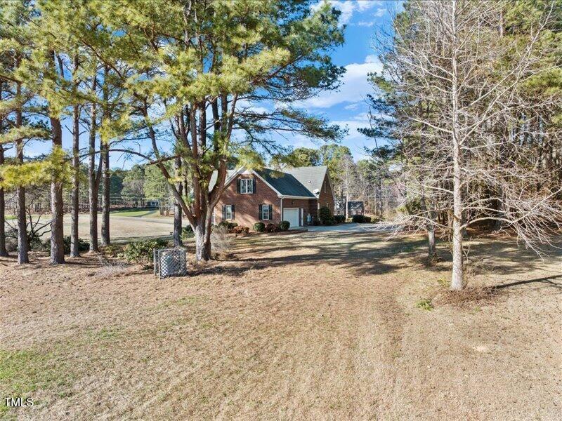 615 Woodland Trl, Louisburg, NC 27549