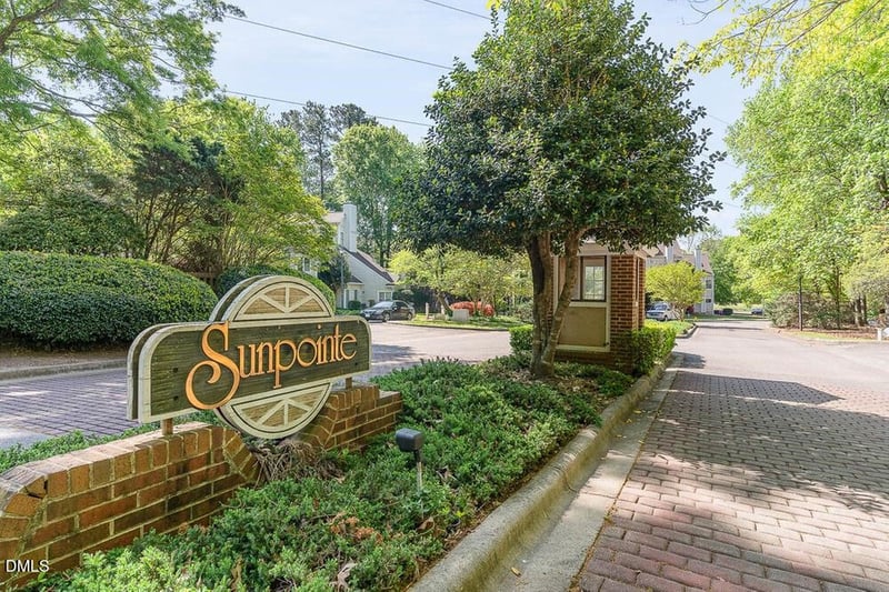 6151 Summer Pointe Pl, Raleigh, NC 27606