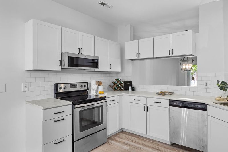 6151 Summerpointe Pl #101, Raleigh, NC 27606
