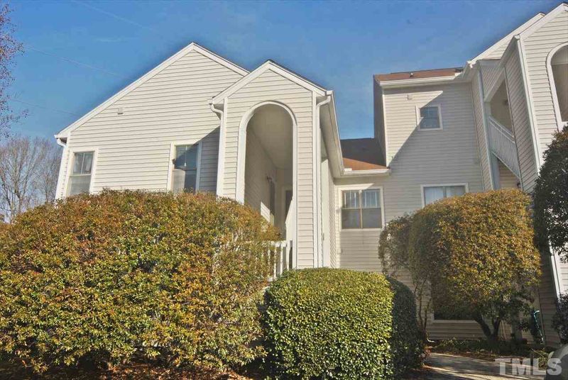 6151 Summerpointe Pl #203, Raleigh, NC 27606