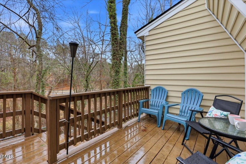 6152 Loch Laural Ln, Raleigh, NC 27613