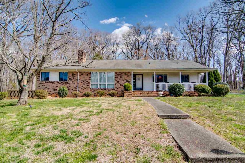 6152 N Roxboro Rd, Durham, NC 27712