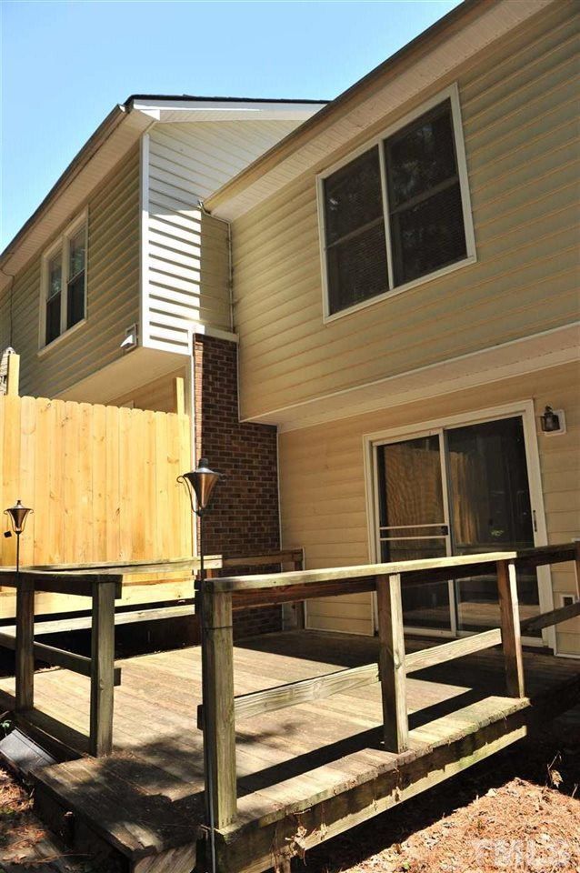 6153 Loch Laural Ln, Raleigh, NC 27613
