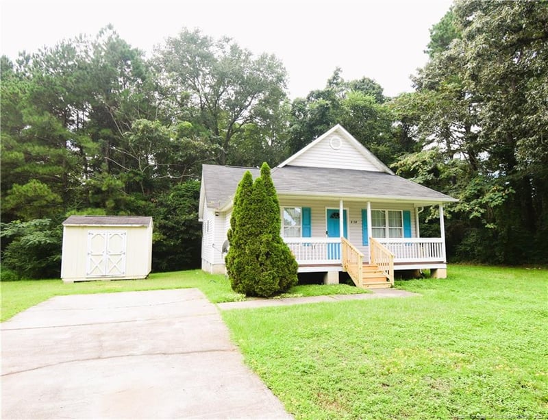 6158 Lonestar Rd, Fayetteville, NC 28303