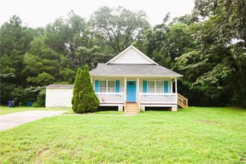 6158 Lonestar Rd, Fayetteville, NC 28303