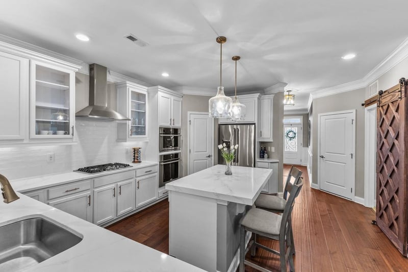 616 Angelica Cir, Cary, NC 27518