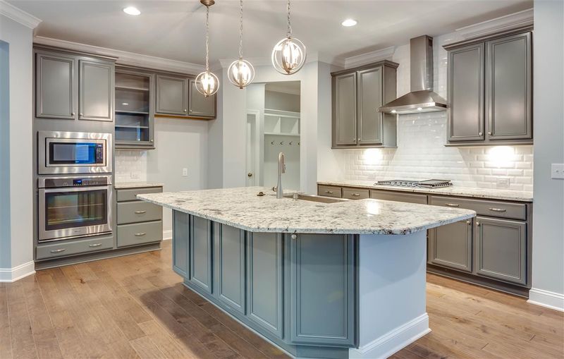 616 Baucom Creek Ct N Lot 74, Cary, NC 27519