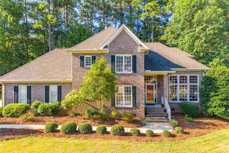 616 Baybush Dr, Raleigh, NC 27615