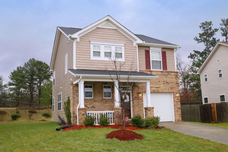616 Chalcedony Ct, Durham, NC 27703