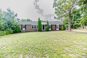616 Dandridge Dr, Fayetteville, NC 28303