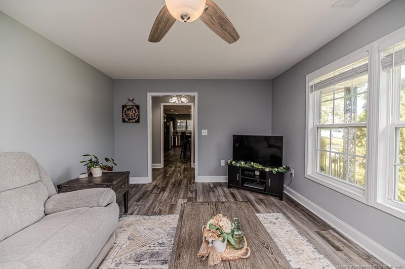 616 Dandridge Dr, Fayetteville, NC 28303