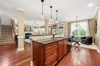 616 Lake Artesia Ln, Fuquay Varina, NC 27526