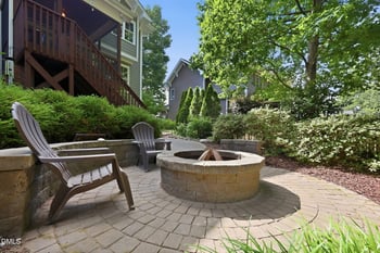 616 Lake Artesia Ln, Fuquay Varina, NC 27526