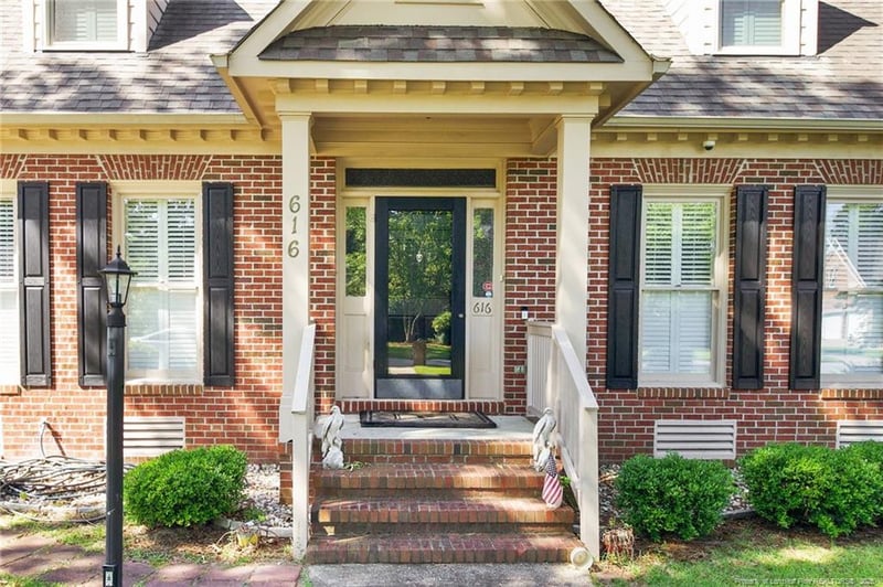 616 Levenhall Dr, Fayetteville, NC 28314