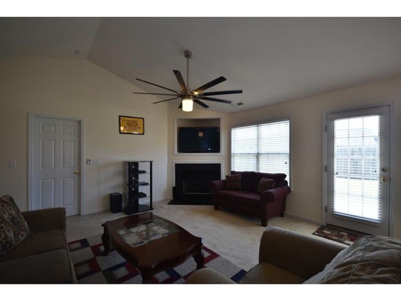 616 Meadowtop, Burlington, NC 27217
