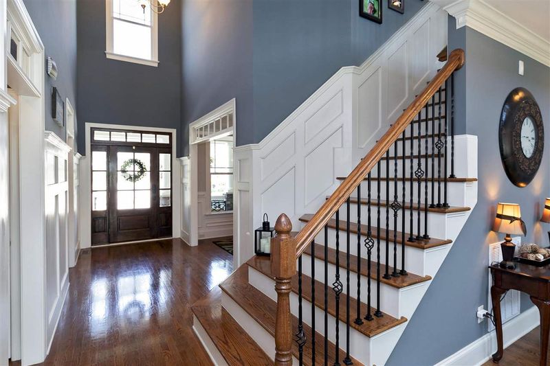 616 Peach Orchard Pl, Cary, NC 27519