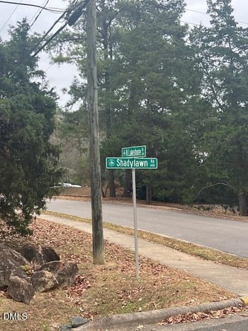 616 Shadylawn Rd, Chapel Hill, NC 27514