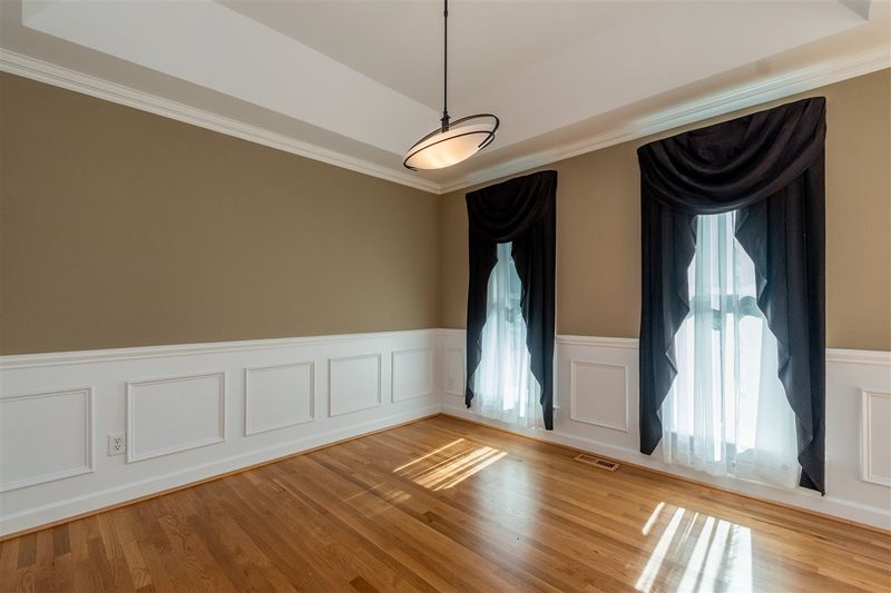 616 Starburst Ln, Raleigh, NC 27603