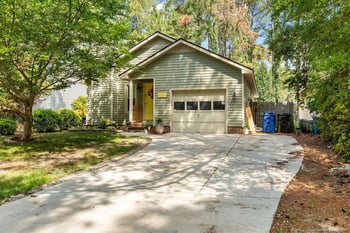 616 Walker St, Fayetteville, NC 28311