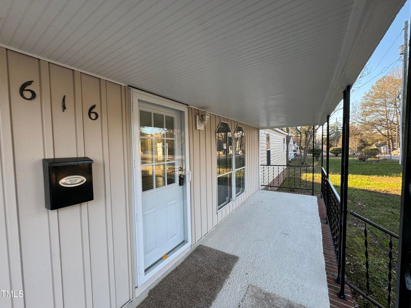 616 E Walnut Ave, Wake Forest, NC 27587