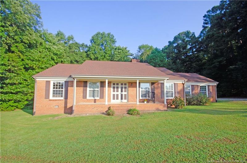 616 Westover Dr, Sanford, NC 27330