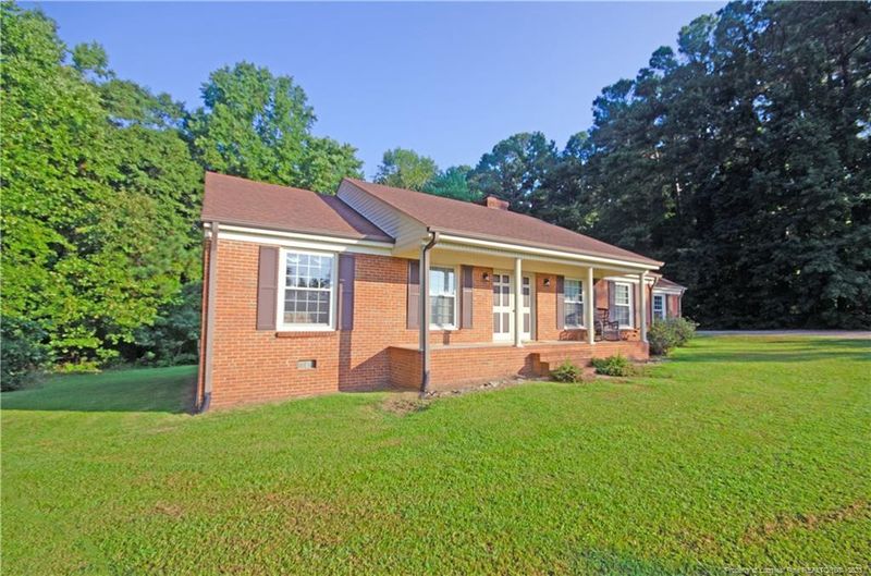 616 Westover Dr, Sanford, NC 27330