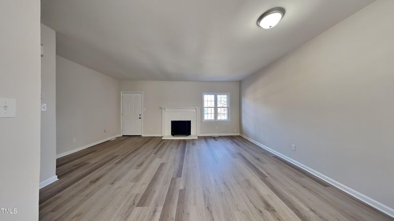 6163 Bushmills St, Raleigh, NC 27613