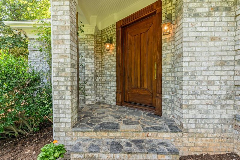 6165 Riverside Dr, Wake Forest, NC 27587