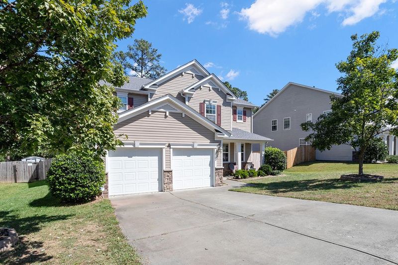 617 Ashburn Ln, Durham, NC 27703