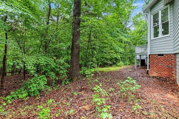 617 Bowden Rd, Chapel Hill, NC 27516