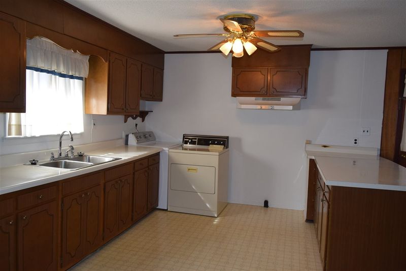 617 Cecil St, Durham, NC 27707