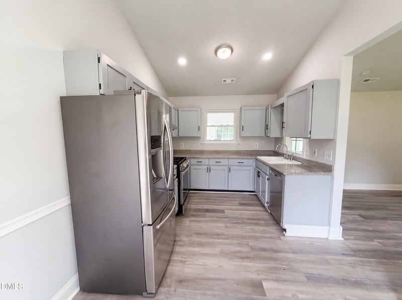 617 Country Ln, Holly Springs, NC 27540