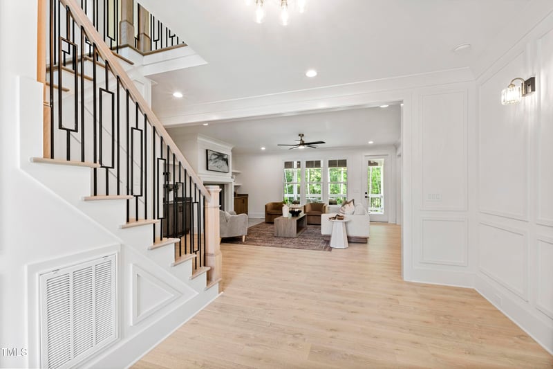 617 Darian Woods Dr, Holly Springs, NC 27540