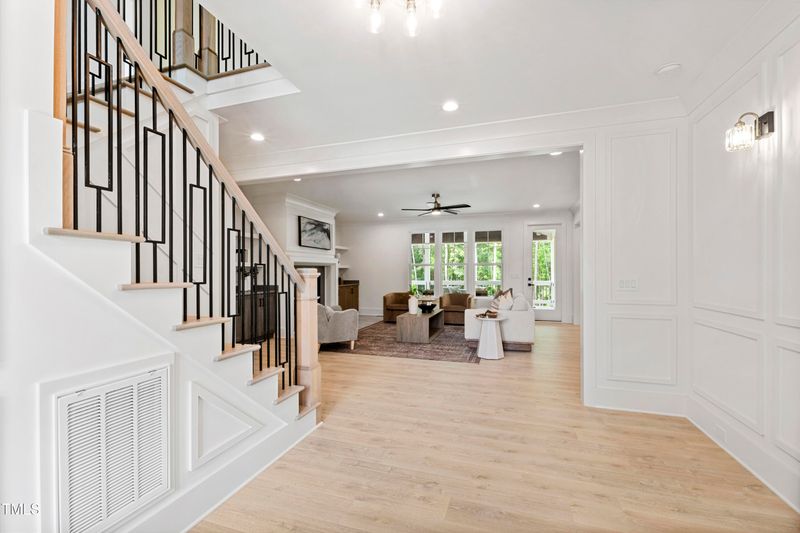 617 Darian Woods Dr, Holly Springs, NC 27540