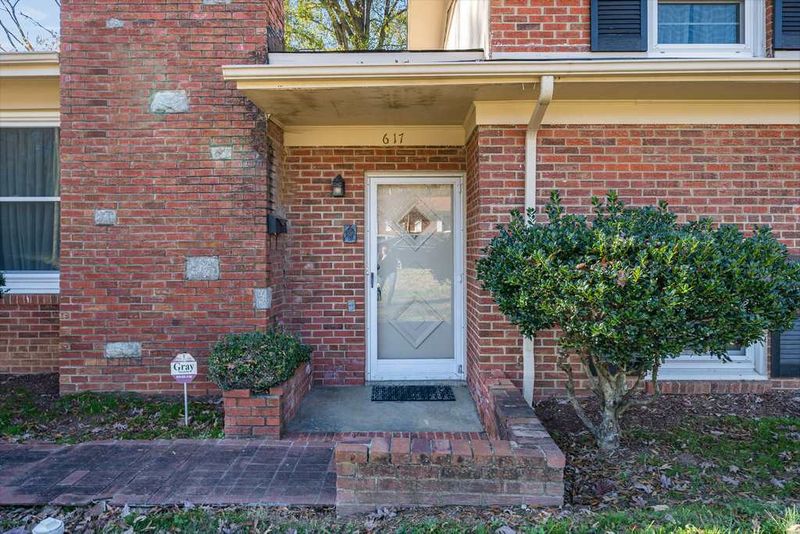 617 Delany Dr, Raleigh, NC 27610