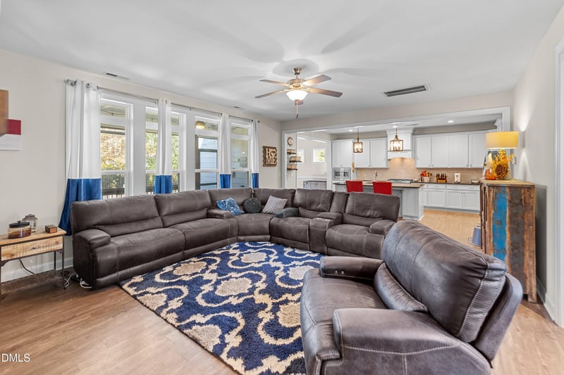 617 Dixon House Ct, Wake Forest, NC 27587
