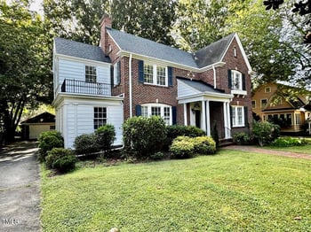 617 Fountain Pl, Burlington, NC 27215
