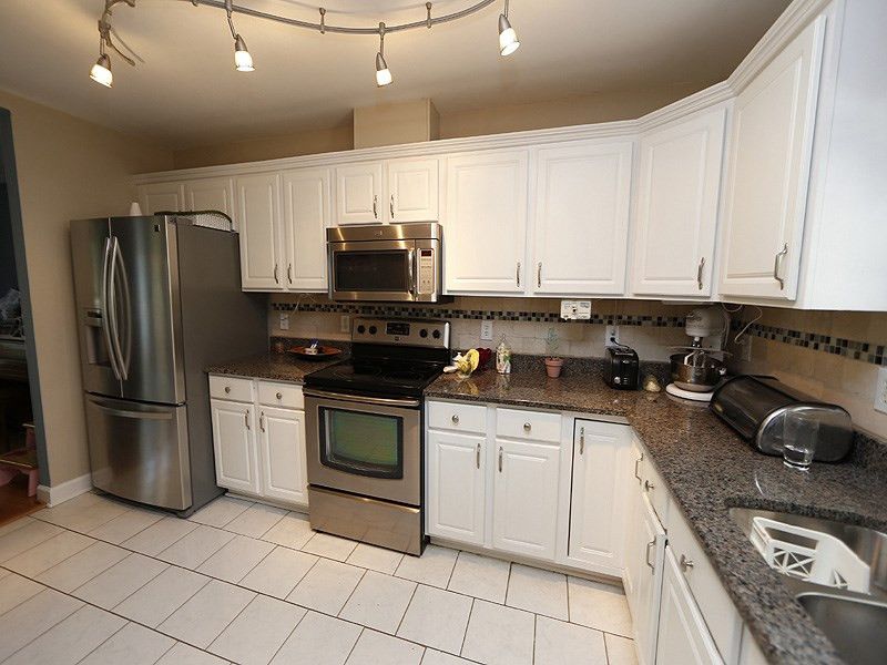 617 Lakeview Ave, Wake Forest, NC 27587