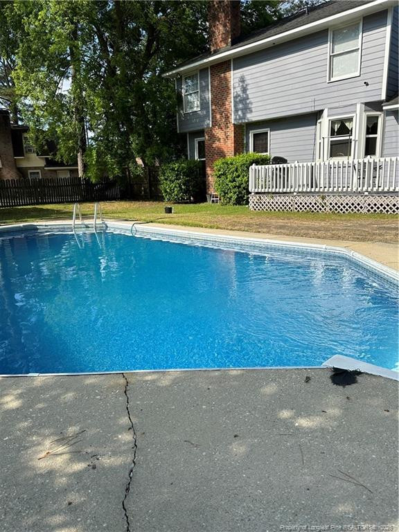 617 Lufkin Cir, Fayetteville, NC 28311