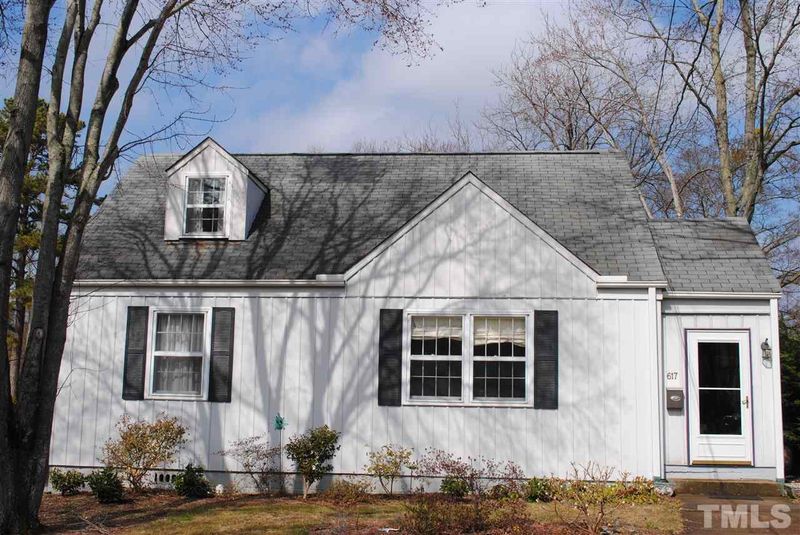617 Mills St, Raleigh, NC 27608