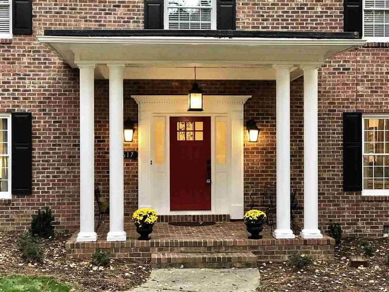 617 Misty Isle Pl, Raleigh, NC 27615