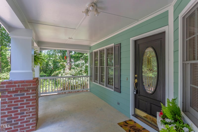 617 Moon Shadow Ct, Fuquay Varina, NC 27526