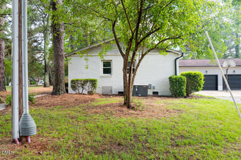 617 Richardson Rd, Zebulon, NC 27597
