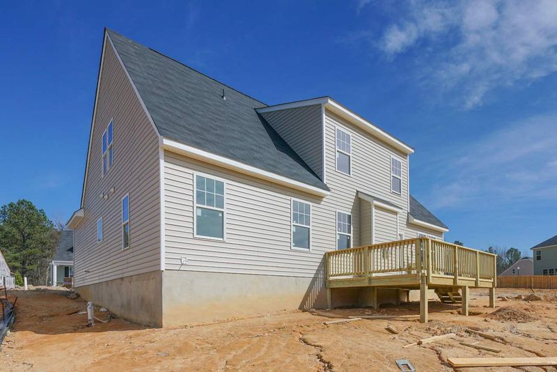 617 Summerwind Plantation Dr, Garner, NC 27529
