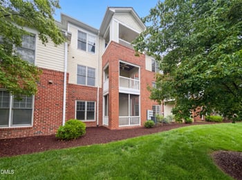 617 Waterford Lake Dr, Cary, NC 27519