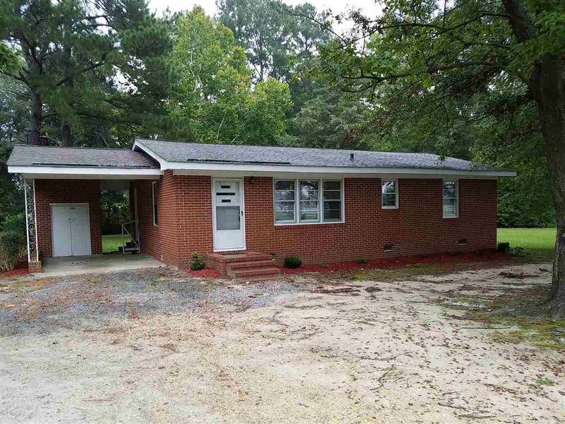 6170 Buffalo Rd, Selma, NC 27576