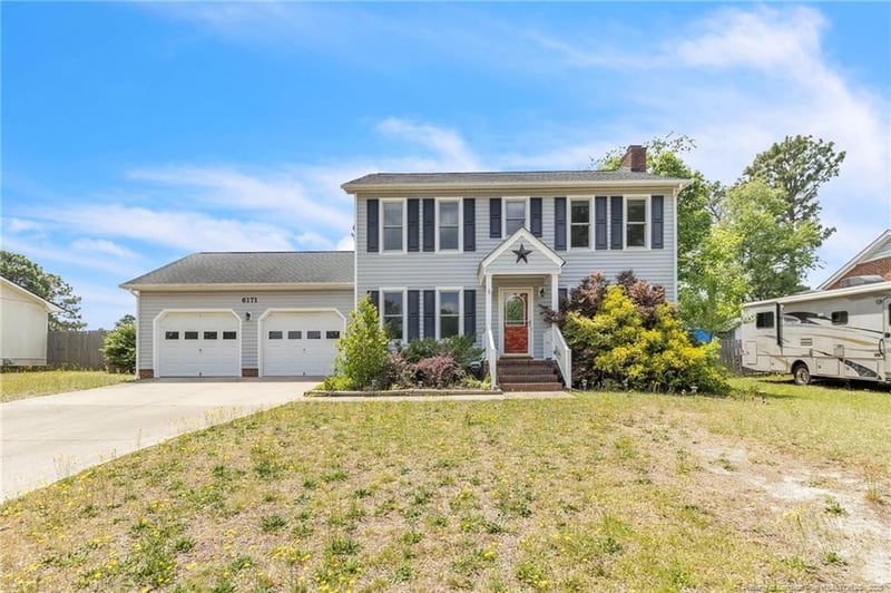 6171 Lake Trail Dr, Fayetteville, NC 28304